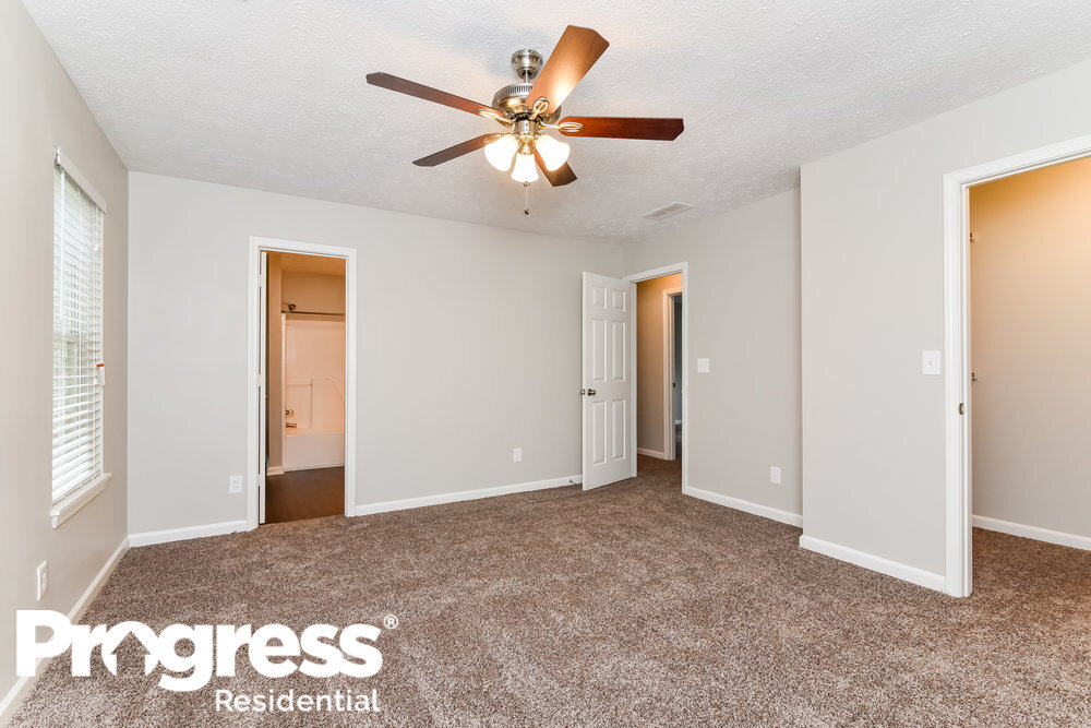 Building Photo - 300 Mephisto Cir