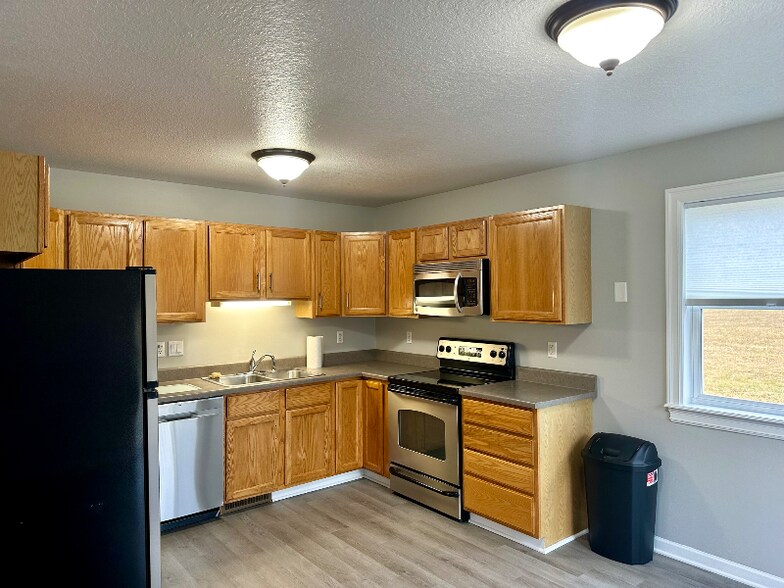 Building Photo - 939 Macon Hwy