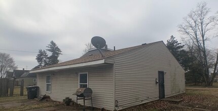 Building Photo - 21 Indiana St