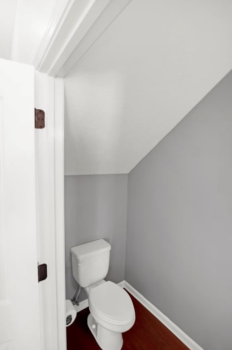 Building Photo - 7221 Quail Hollow Dr
