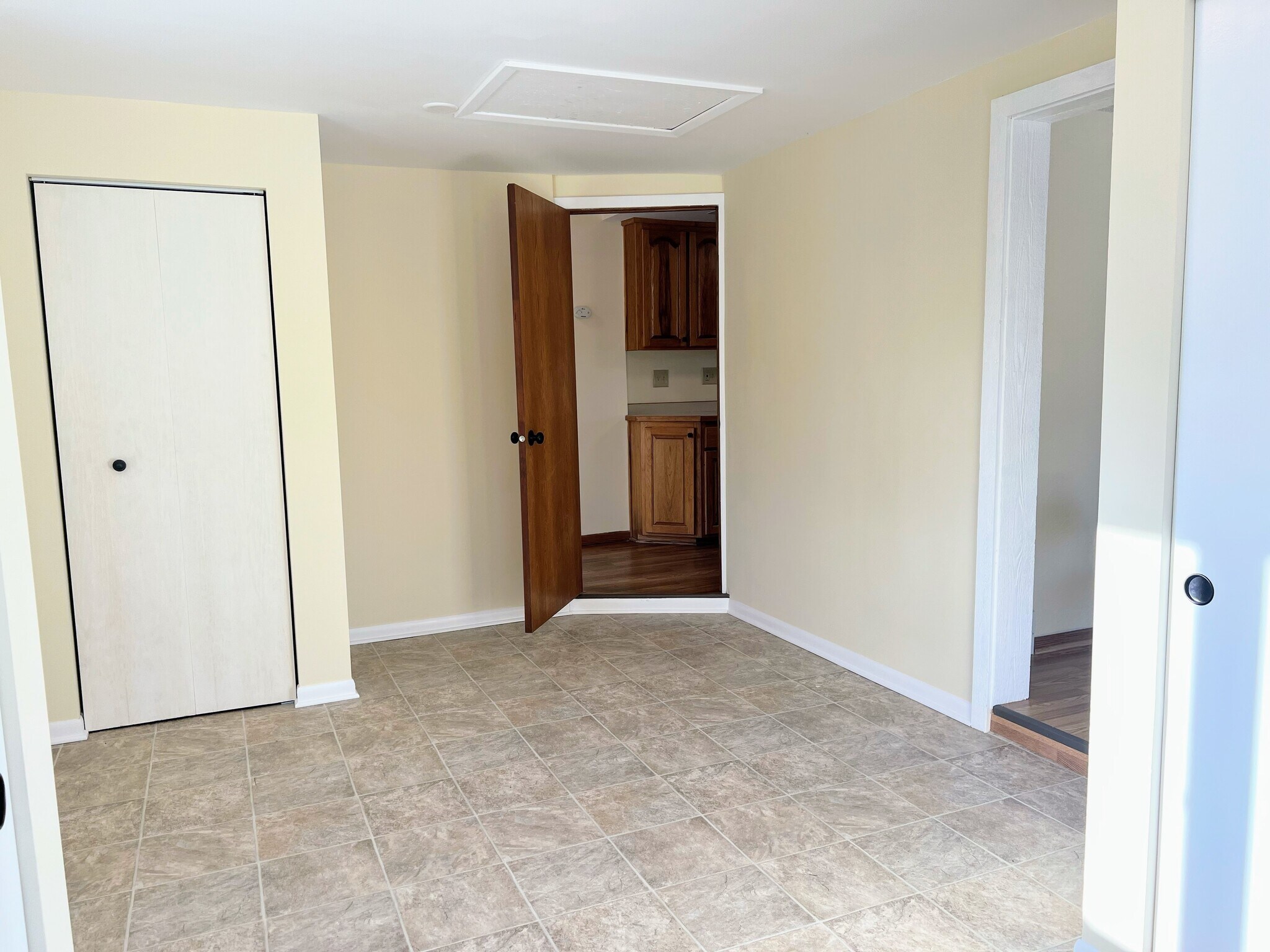 Building Photo - 1670 Stillwater St