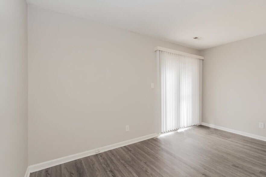 Building Photo - 5128 Glenview Ct