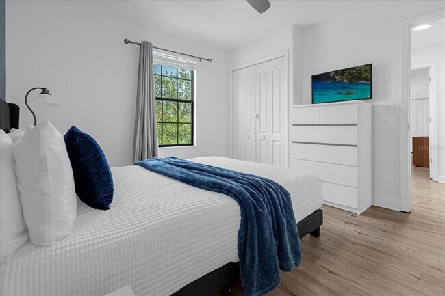 Building Photo - 1483 Rolling Fairway Dr