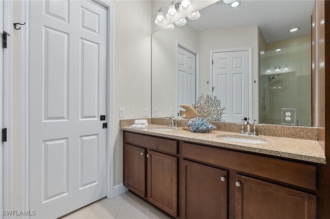 Primary Photo - 9393 Isla Bella Cir