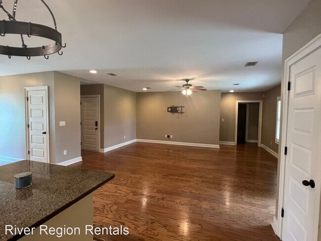 Building Photo - 5 br, 3 bath House - 430 Stone Park Boulevard