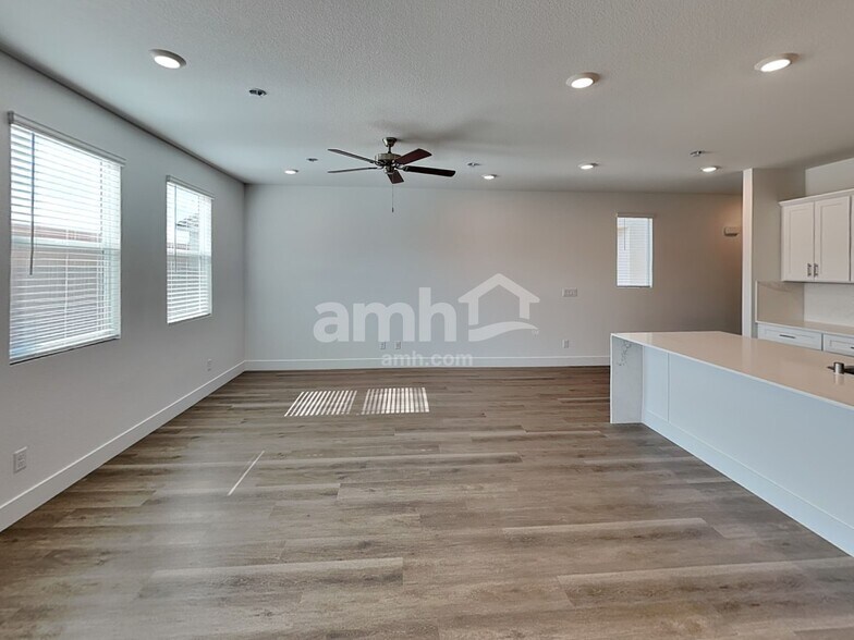 Building Photo - 8171 Braavos Peninsula Ave