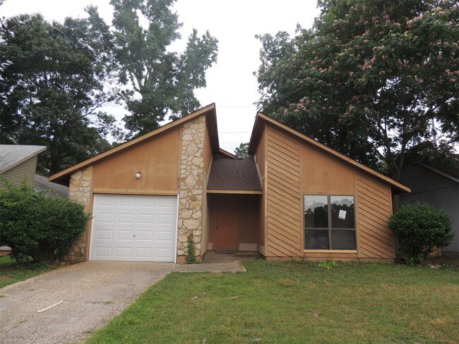 Building Photo - 6961 Candlewood Dr