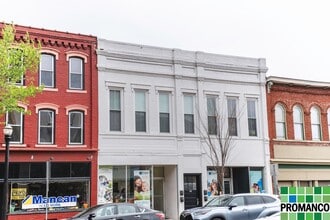 Building Photo - Downtown Luxury Loft Apartment