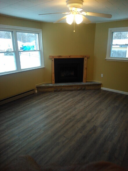 Building Photo - 228 Leopold Blvd