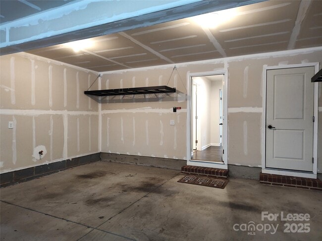 Building Photo - 1538 Kee Ct