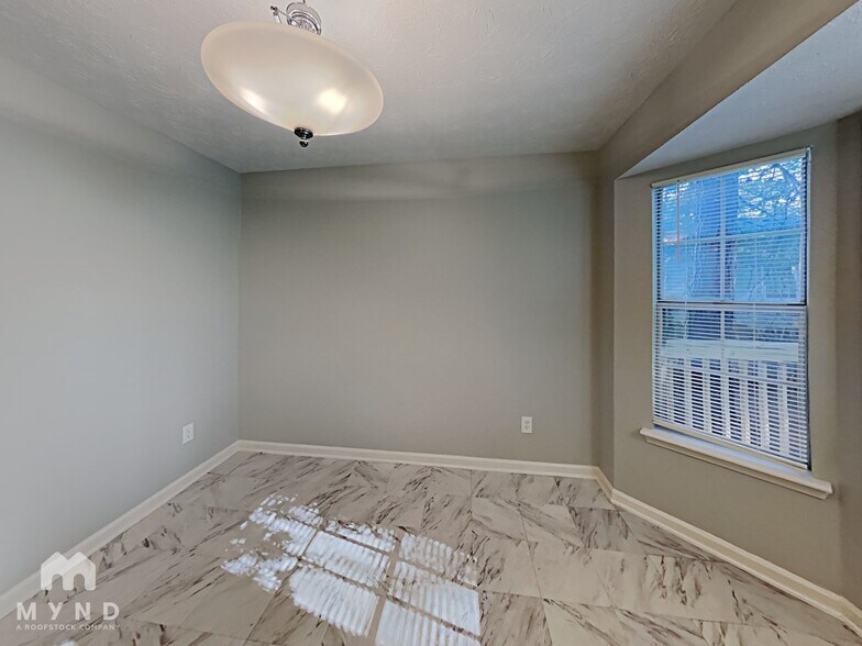 Building Photo - 4825 Hairston Pl