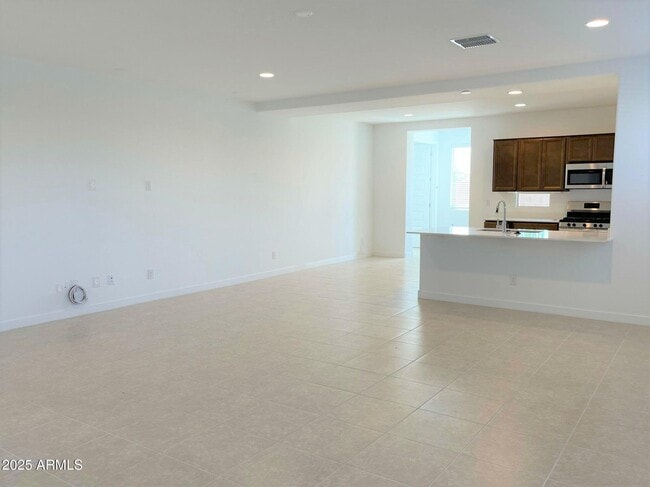 Building Photo - 11682 N 188th Dr
