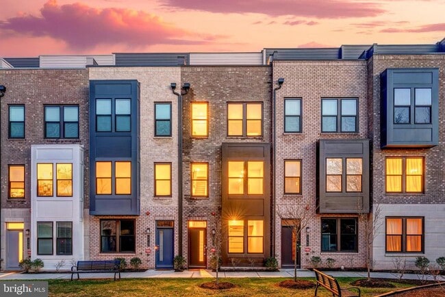 Building Photo - 12742 Verdant Wy