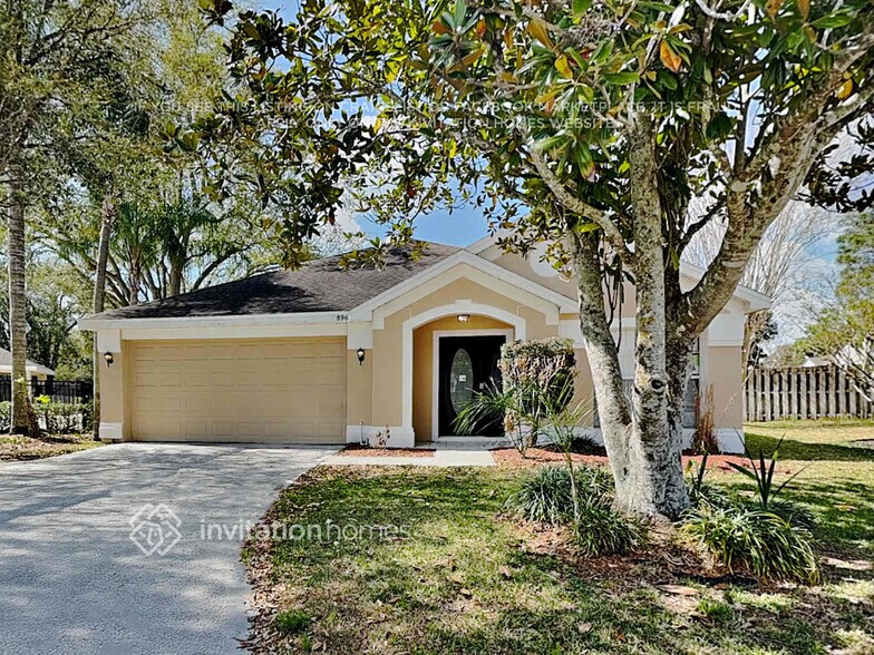 Building Photo - 896 Garden Glen Loop