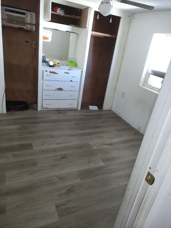 Building Photo - 2051 Pleasure Dr