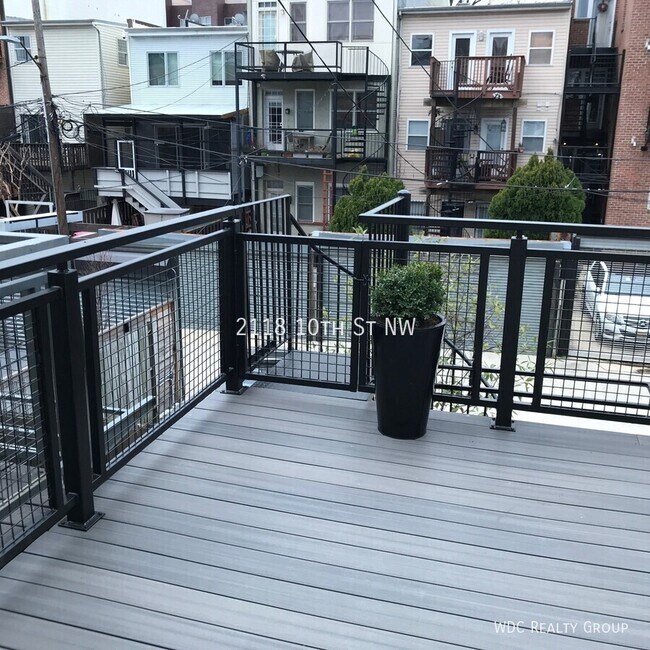 Building Photo - 2118 10th St NW