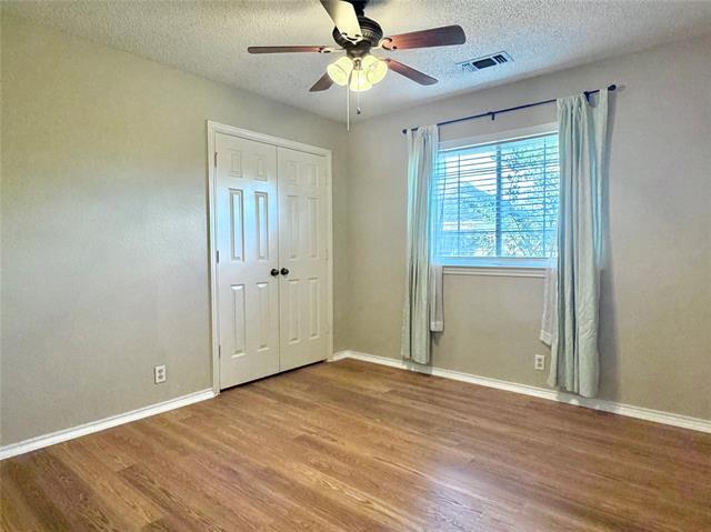 Building Photo - 2633 Bauer Dr