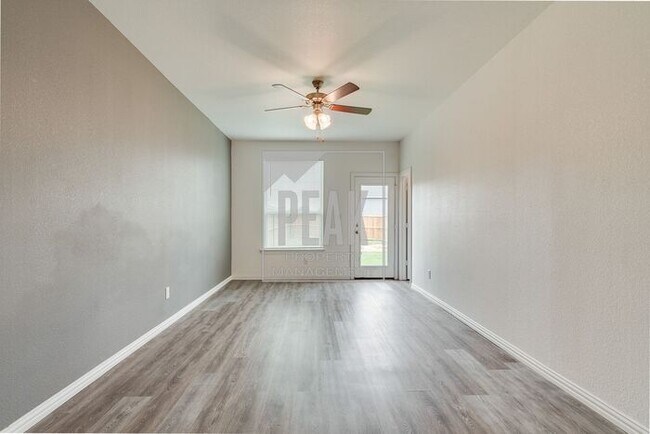 Building Photo - $1630! 3 Bed 2 1/2 Bath home in FORT WORTH!