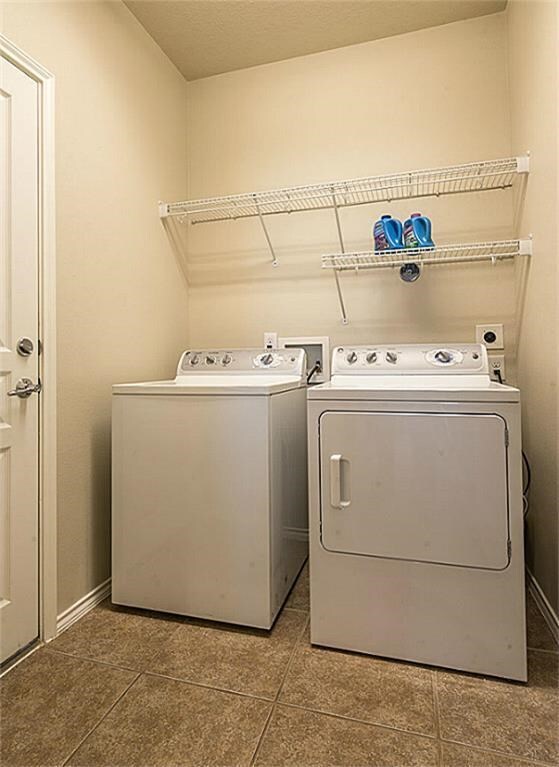 Building Photo - 11 Tidwillow Pl