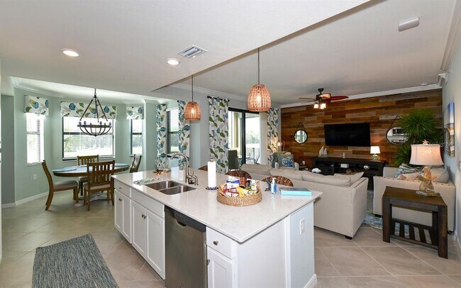 Building Photo - 17626 Gawthrop Dr