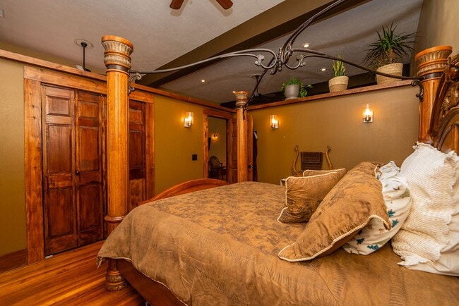 Building Photo - 101 N Main Ave