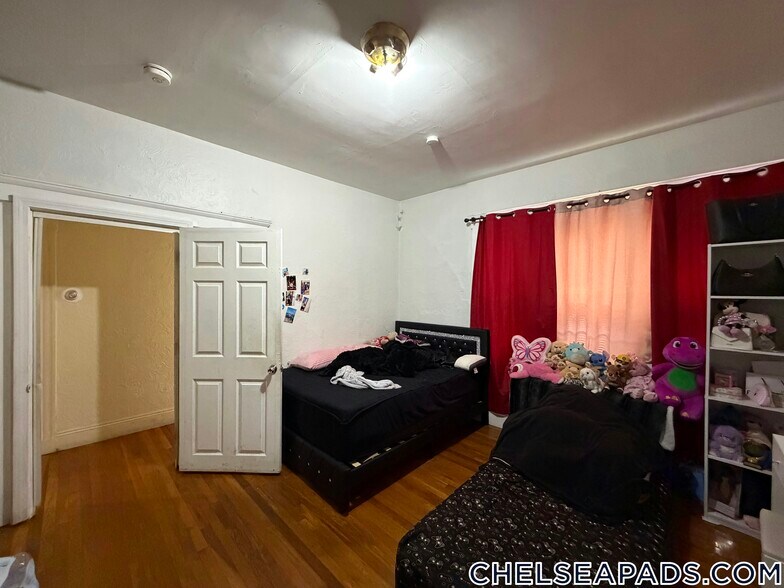 Building Photo - 4 Lafayette Ave