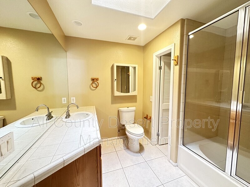 Building Photo - 66613 San Diego Dr