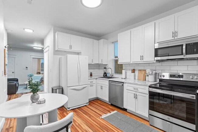 Building Photo - 3101 Old Rte 66