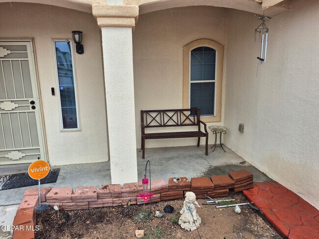 Building Photo - 3264 Tierra Mision Dr