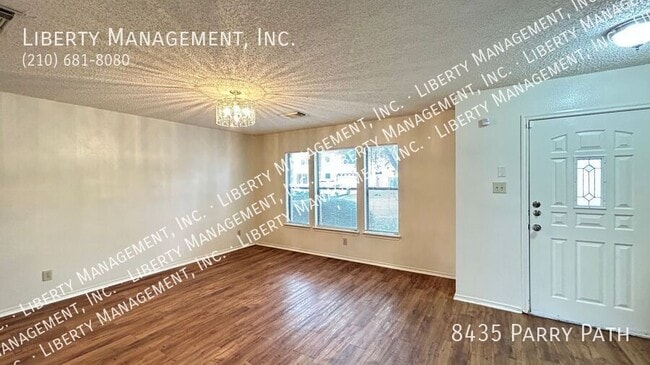 Building Photo - 8435 Parry Path