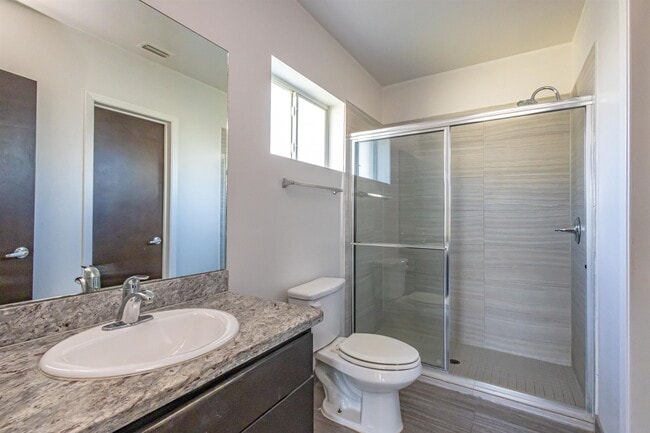 Building Photo - 502 Shiloh Dr