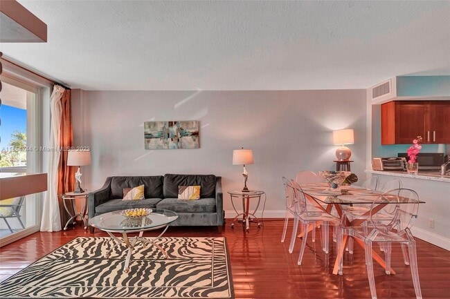 Building Photo - 9499 Collins Ave