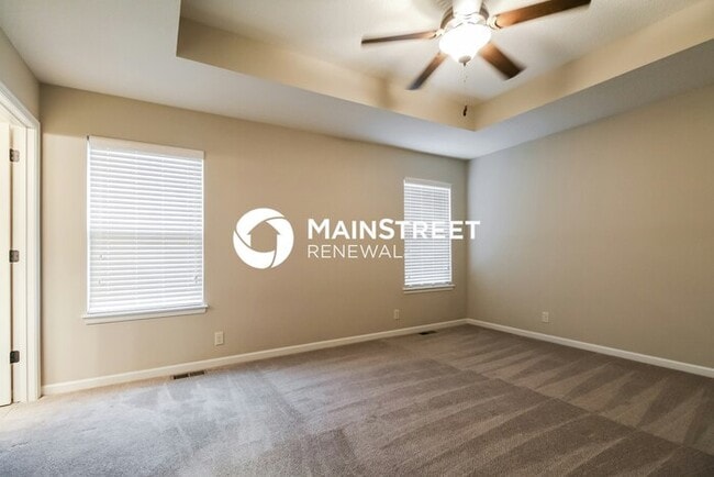 Building Photo - 4 Bedroom Pet-Friendly Home in Grain Valle...