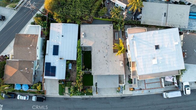 Building Photo - 256 Avenida Madrid