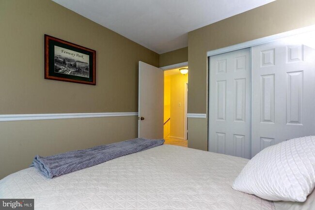 Building Photo - 13662 Barren Springs Ct