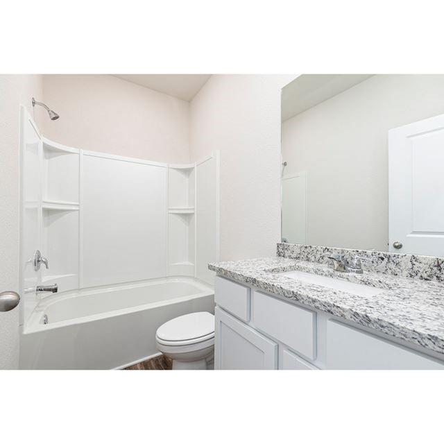 Building Photo - 563 Meadows Farm Dr