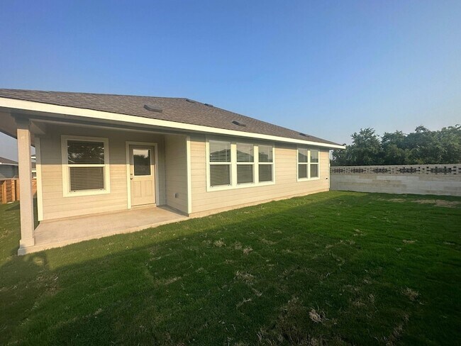 Building Photo - 167 Jeffers