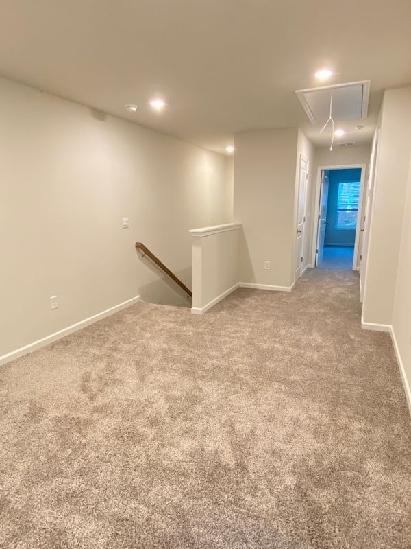 Building Photo - 151 Cedar Ln