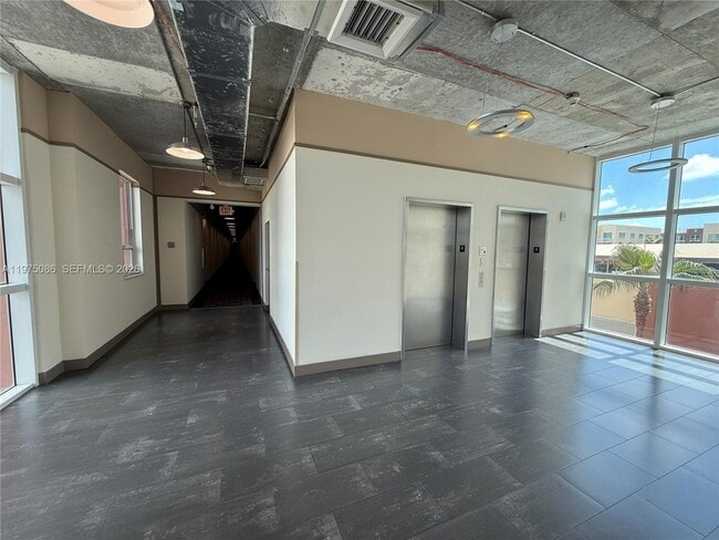 Building Photo - 2001 S Biscayne Blvd