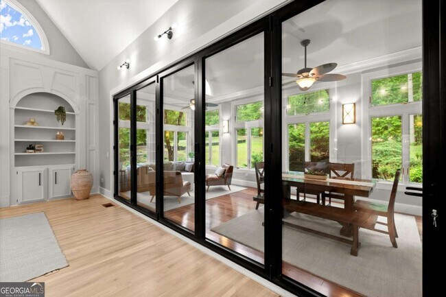 Building Photo - 1431 Waterford Green Dr
