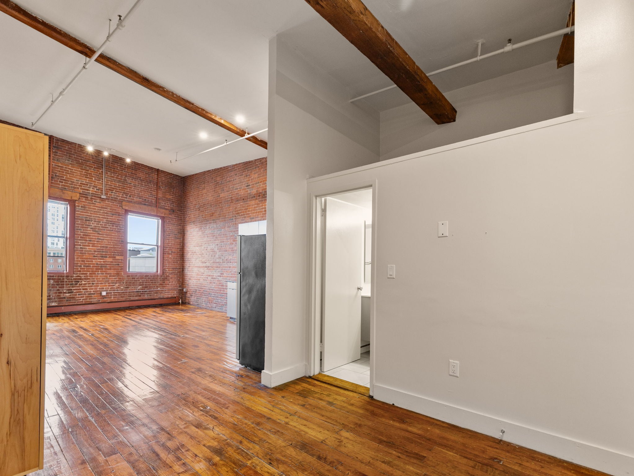 Building Photo - 719 Tremont St