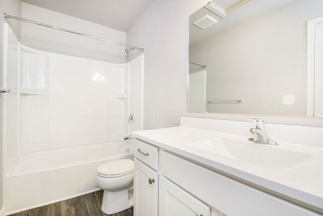 Building Photo - 321 Catera Ct