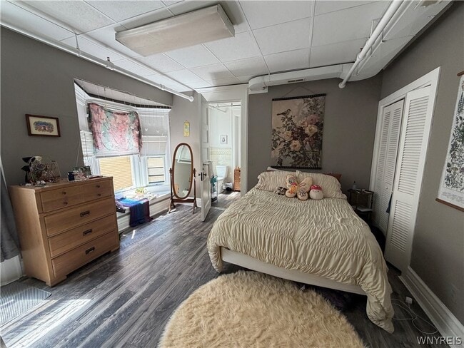 Building Photo - 1115 Delaware Ave