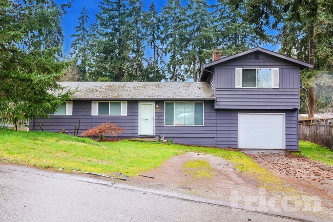 Building Photo - 2914 Forest Rim Ct S