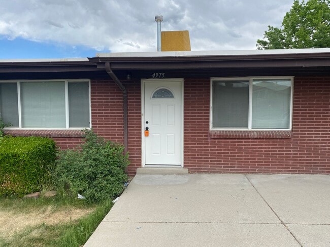 Building Photo - 4975 South 3535 West