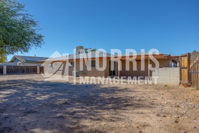 Building Photo - Great Location in Casa Grande!