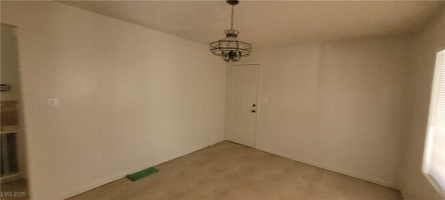 Building Photo - 2784 Belcastro St