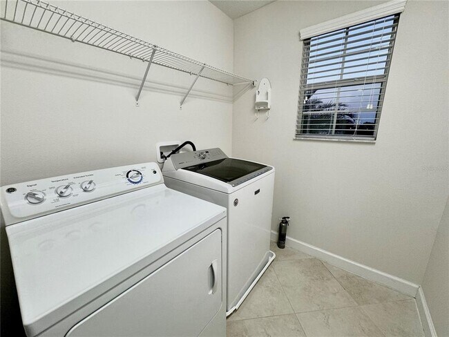 Building Photo - 11523 Peru Springs Pl