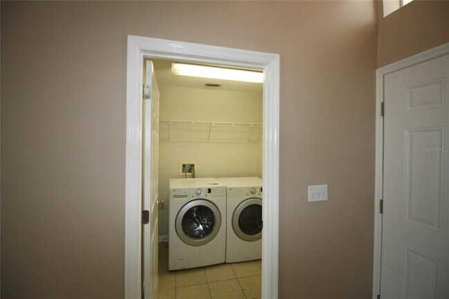 Building Photo - 136 Bayswater Ln