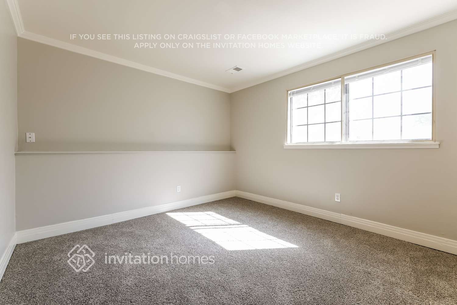 Building Photo - 4817 S Pitkin Way